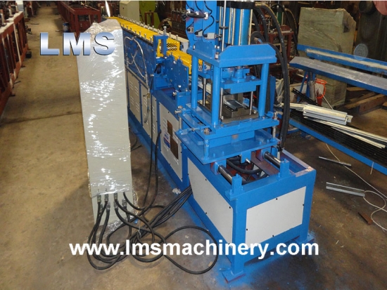 مصراع الباب لفة تشكيل آلة