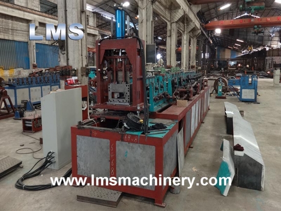 شعاع محاصر لفة تشكيل آلة