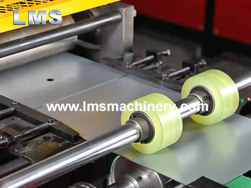 آلة تشكيل الإطار المثبط للحريق ، خط إنتاج إطار المثبط الناري ، آلة التشكيل بالدلفنة لإطار مثبط الحريق الأوتوماتيكي ، آلة إطار مثبط الحريق والدخان ، آلة تشكيل الإطار الهيدروليكي المثبط للحريق ، آلة صنع إطار المثبط النار