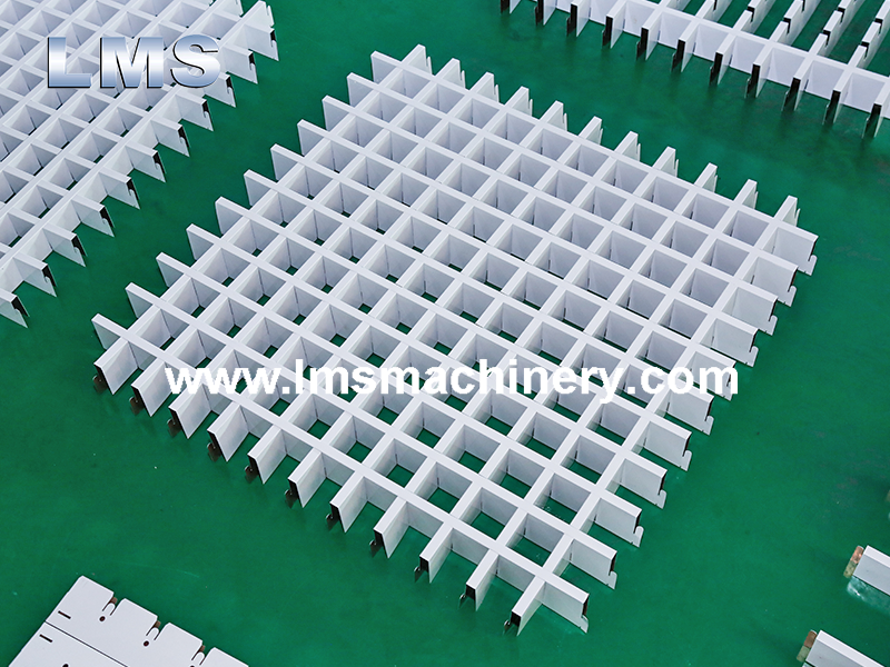 آلة تشكيل سقف الشبكة ذات السرعة العالية, خط إنتاج سقف الشبكة عالي السرعة, آلة تشكيل شبكة سقف الخلية المفتوحة عالية السرعة, آلة صنع شبكة السقف المعدني عالية السرعة, خط إنتاج سقف الخلية المفتوحة عالي السرعة